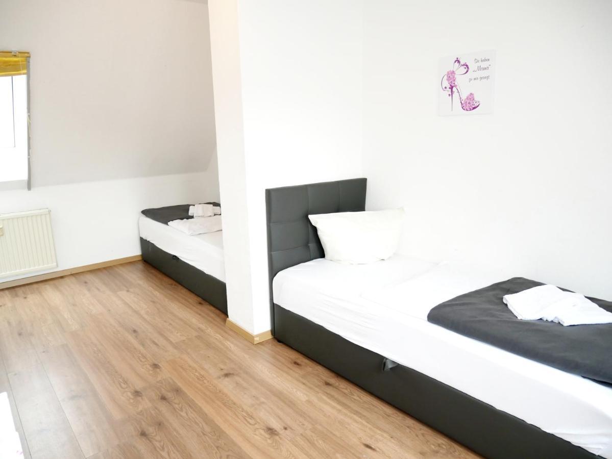 Sunnyhome Monteurwohnungen Und Apartments Nahe Regensburg Nittendorf Dış mekan fotoğraf