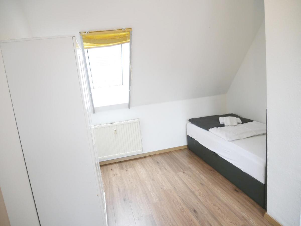 Sunnyhome Monteurwohnungen Und Apartments Nahe Regensburg Nittendorf Dış mekan fotoğraf